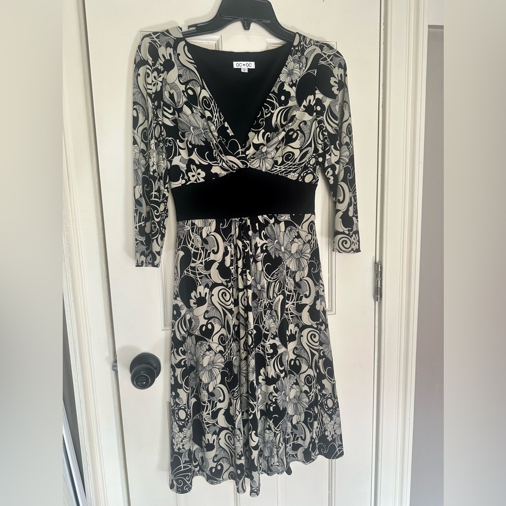 Long Sleeve Tan and Black Dress Sz 0